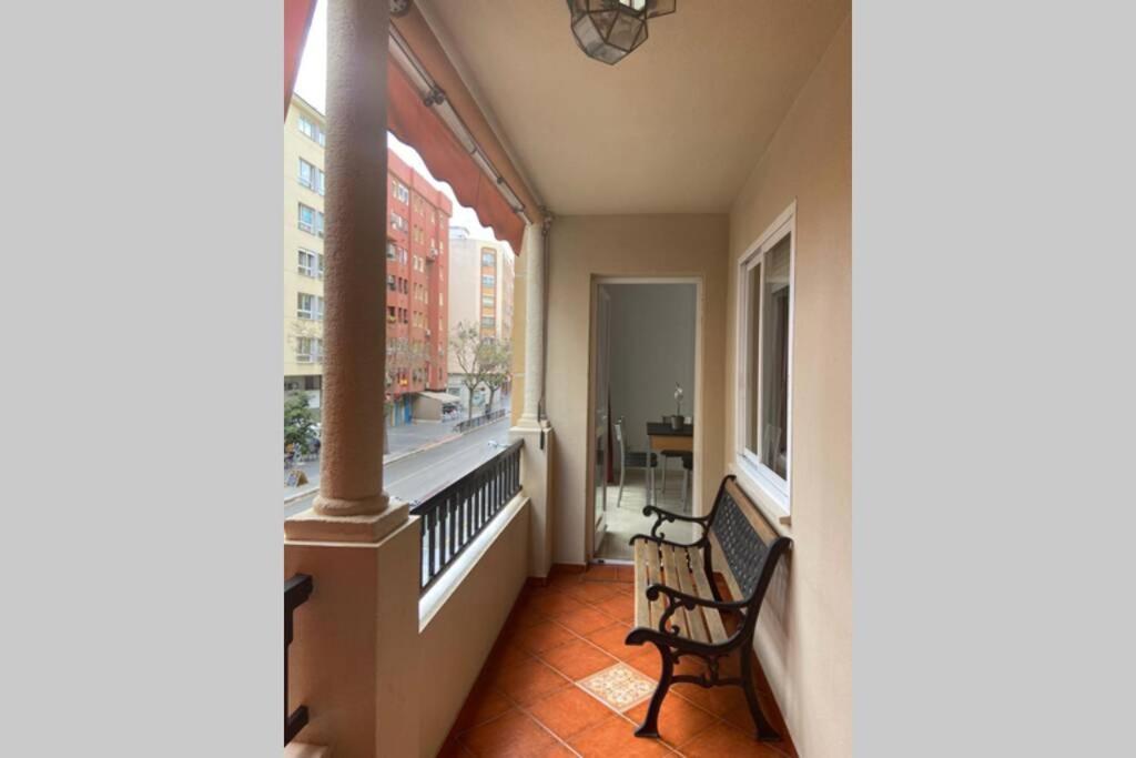 Apartamento Gloria 2 Малага Екстериор снимка