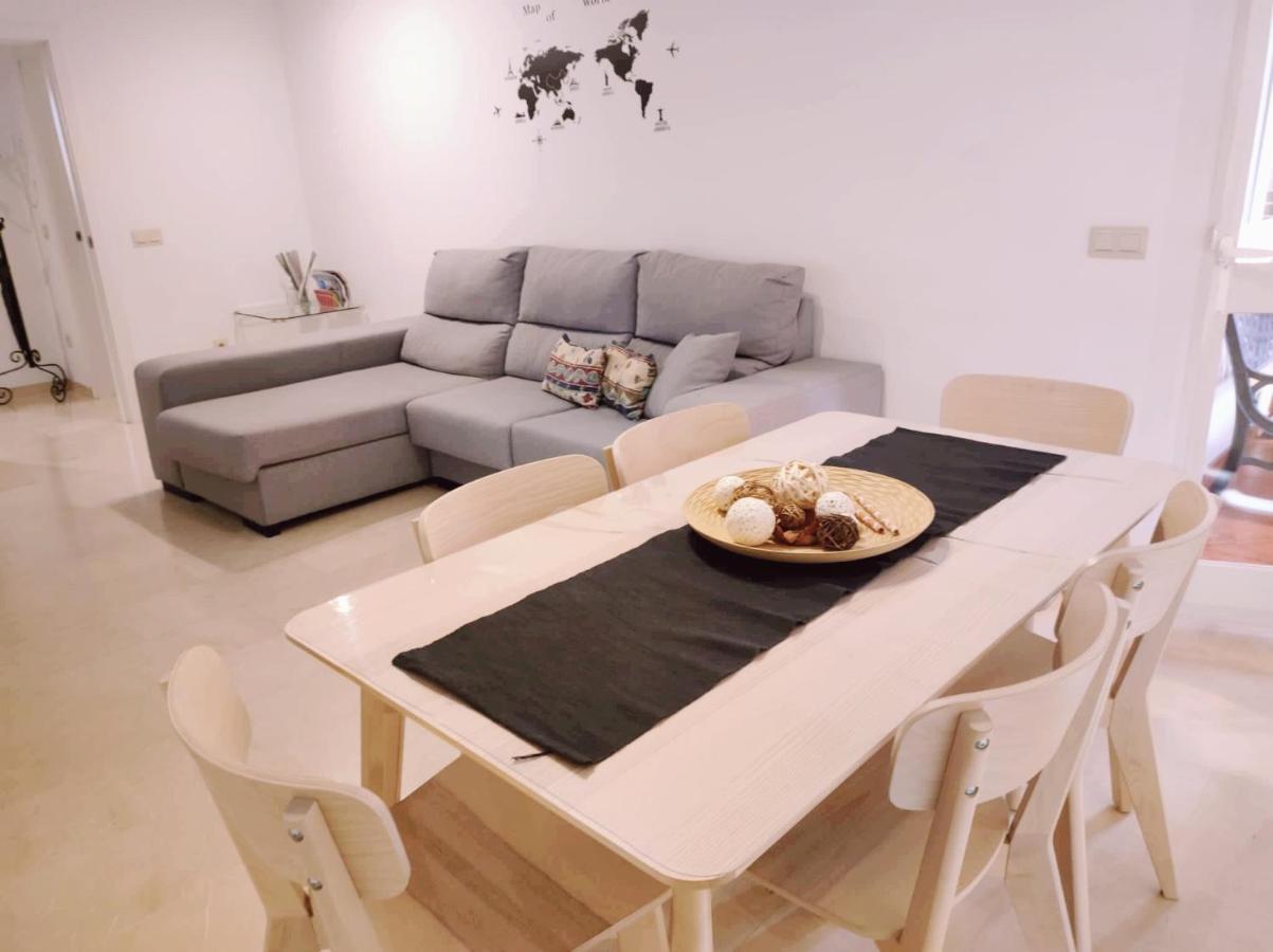 Apartamento Gloria 2 Малага Екстериор снимка