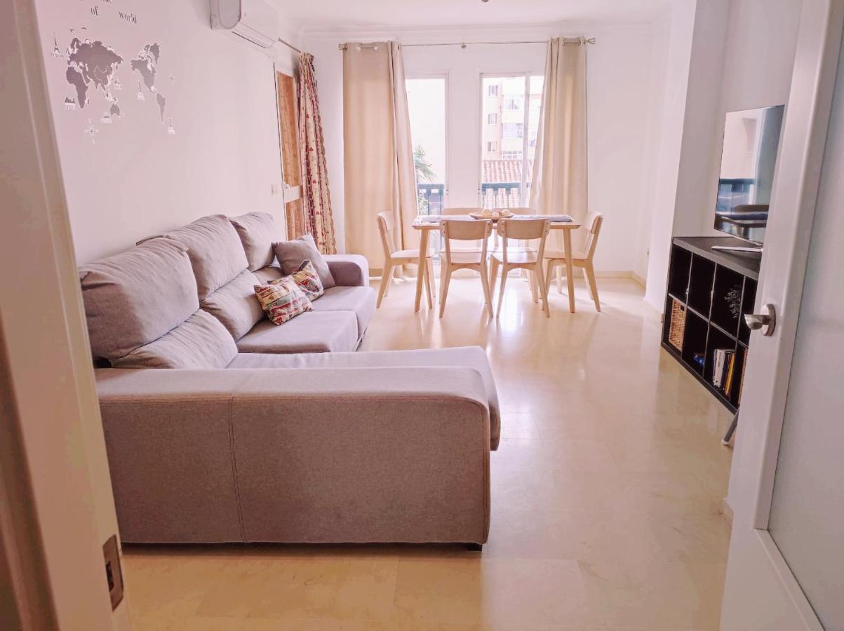Apartamento Gloria 2 Малага Екстериор снимка