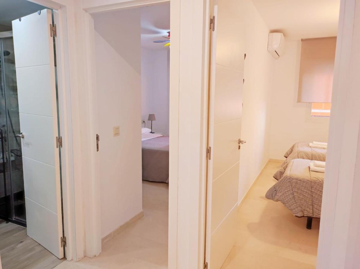 Apartamento Gloria 2 Малага Екстериор снимка