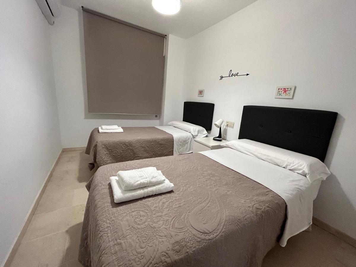 Apartamento Gloria 2 Малага Екстериор снимка